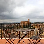 I Terzi Di - Only 3* Siena