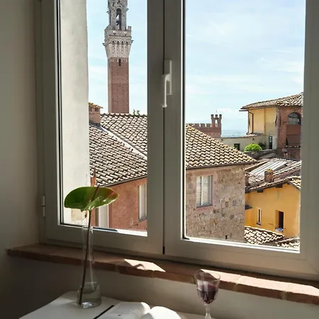 I Terzi Di - Only 3* Siena