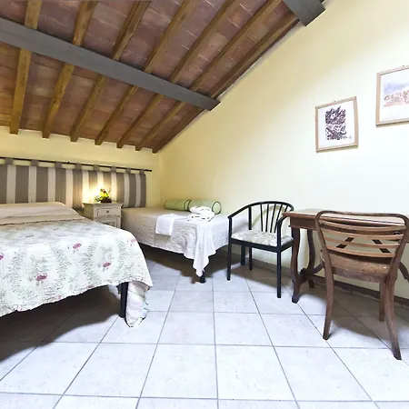 I Terzi Di - Only فندق مبيت وإفطار